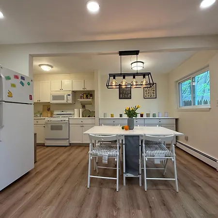 Bed and Breakfast Kame House